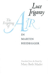 front cover of The Forgetting of Air in Martin Heidegger