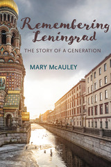 front cover of Remembering Leningrad