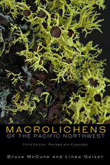 front cover of Macrolichens of the Pacific Northwest