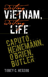 front cover of Writing Vietnam, Writing Life