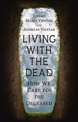 front cover of Living with the Dead